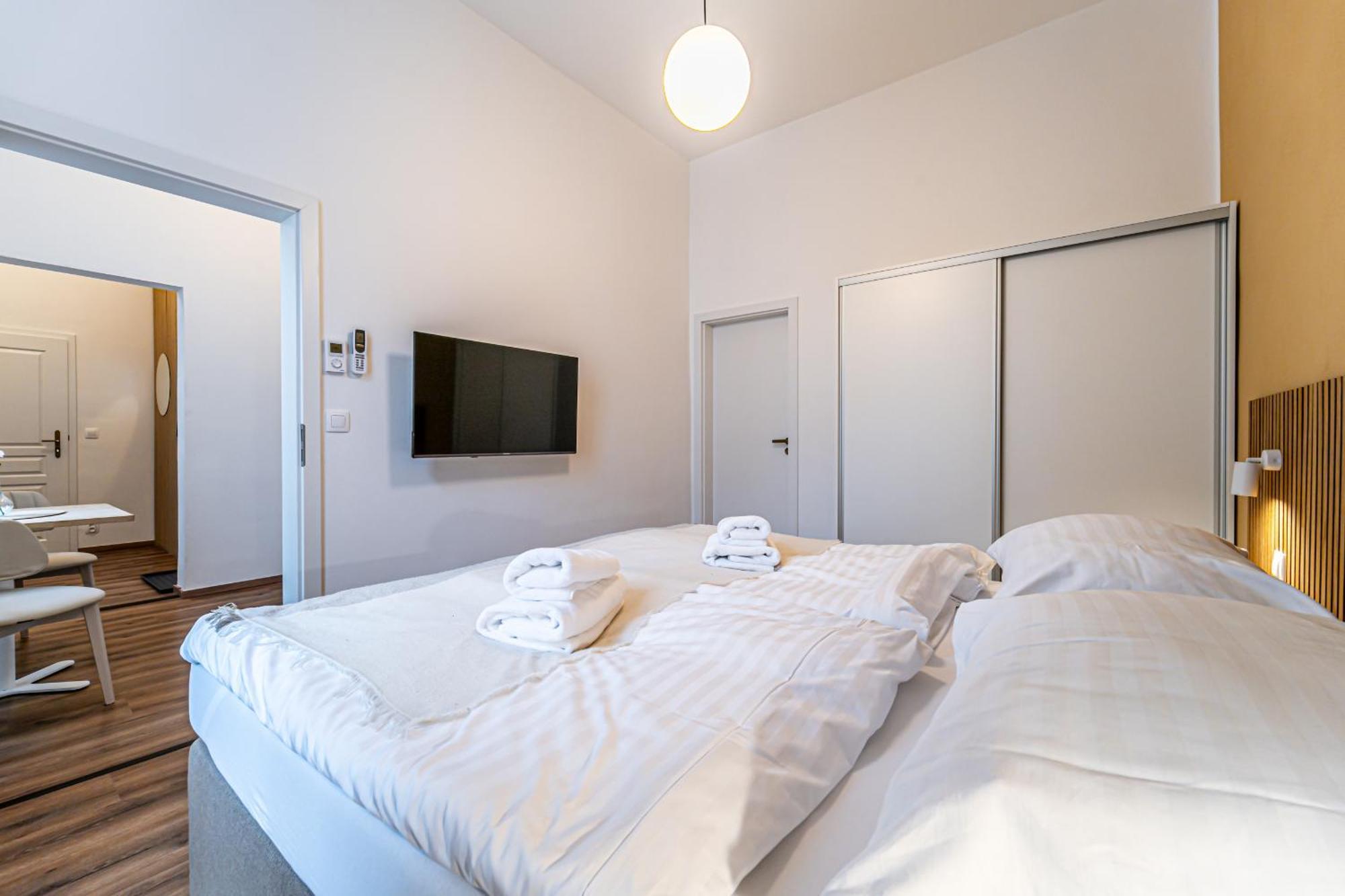 Design Apartments Luzanky Brno Exterior photo